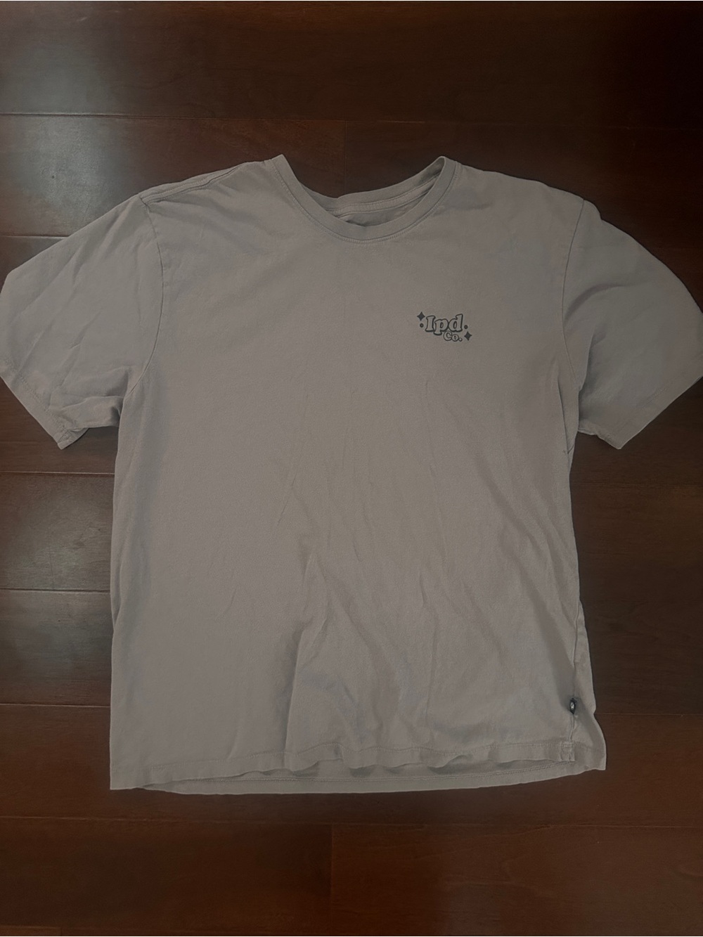 Minimal Chest Logo Crewneck T-Shirt in Light Gray